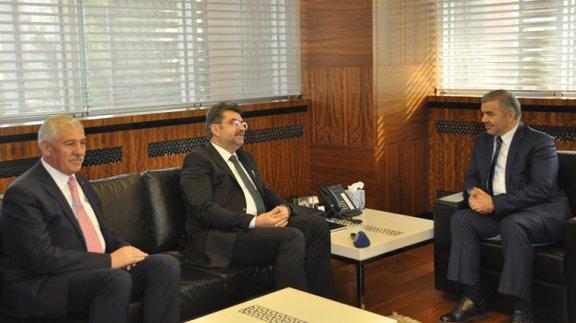 Milli Eğitim Bakan Yardımcısı Orhan Erdem Büyükşehir Belediye Başkanı Mustafa Çeliki ziyaret etti
