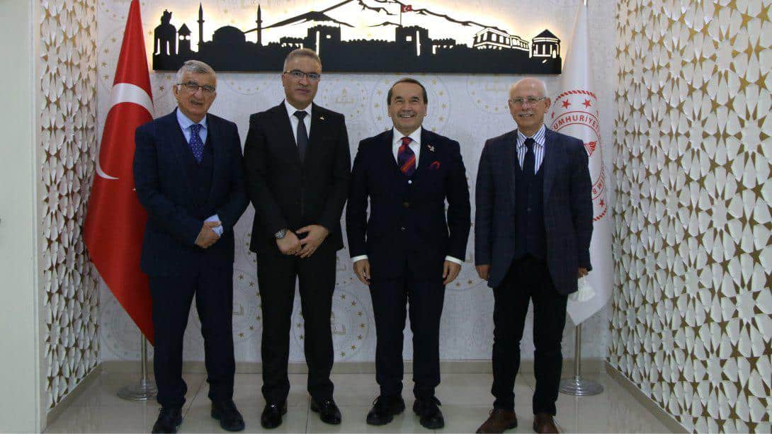 Kayseri Erozyonla Mücadele ve Ağaçlandırma Vakfı (KAYEMA) Başkanı Sayın Erdoğan DOĞAN, İl Milli Eğitim Müdürümüz Sayın Ayhan TELTİK'i Ziyaret Etti