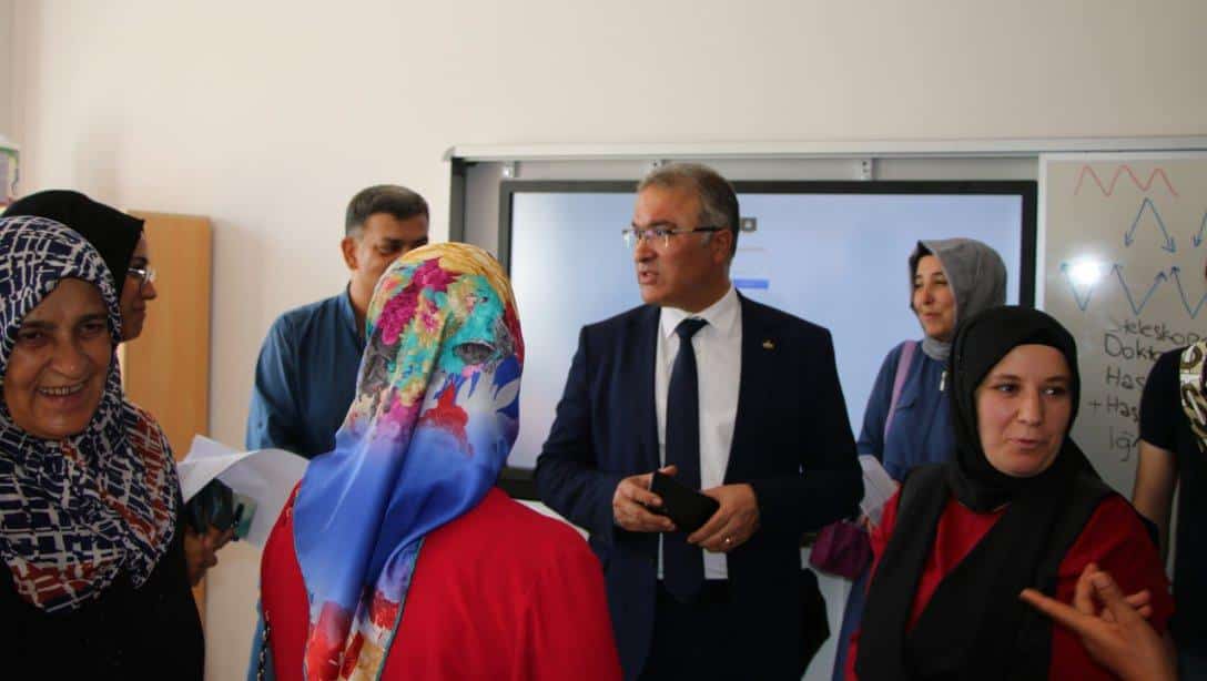 İl Millî Eğitim Müdürümüz Sn. Ayhan Teltik,  Osman Ulubaş İlkokulu ve Ortaokulunu Ziyaret Etti