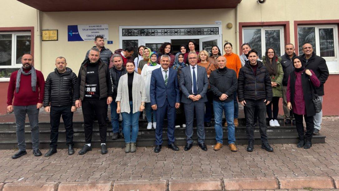 İl Millî Eğitim Müdürümüz Sayın Ayhan Teltik Osman Hilmi Kalpaklıoğlu Ortaokulunu ziyaret etti