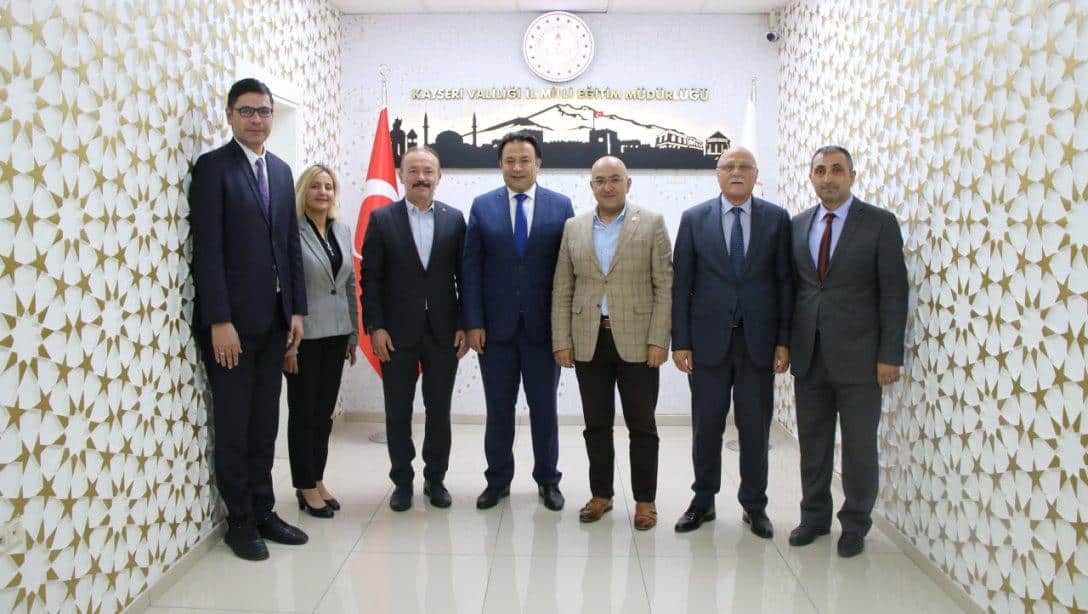 Ak Parti Kayseri Milletvekili Sayın Dr. Murat Cahid Cıngı ve Ak Parti İl Başkan Yardımcısı Kadir Bayram, müdürlüğümüzü ziyaret etti.