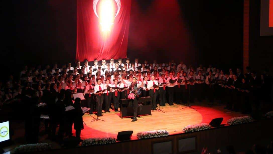 Cumhuriyetimizin Kuruluşunun 100.Yılı etkinlikleri kapsamında  Nuh Mehmet Baldöktü  Anadolu Lisesi tarafından hazırlanan müzikli oratoryo gösterisi büyük beğeni topladı.