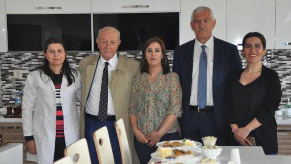 Hacı Mustafa Postaağası Özel Eğitim Mesleki Eğitim Merkezi Okulun da yenilenen atölyelerin açılışı yapıldı.