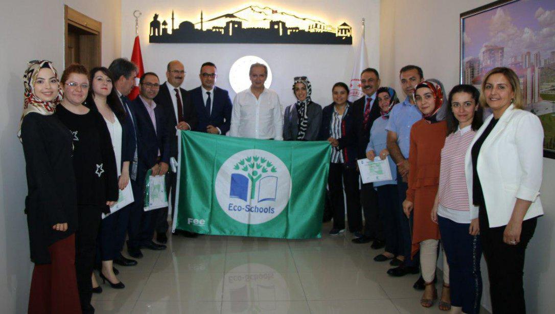 EKO Okullar Yeşil Bayrak ve sertifika töreni İl Milli Eğitim Müdürümüz Sayın Celalettin EKİNCİ nin katılımı ile yapıldı.