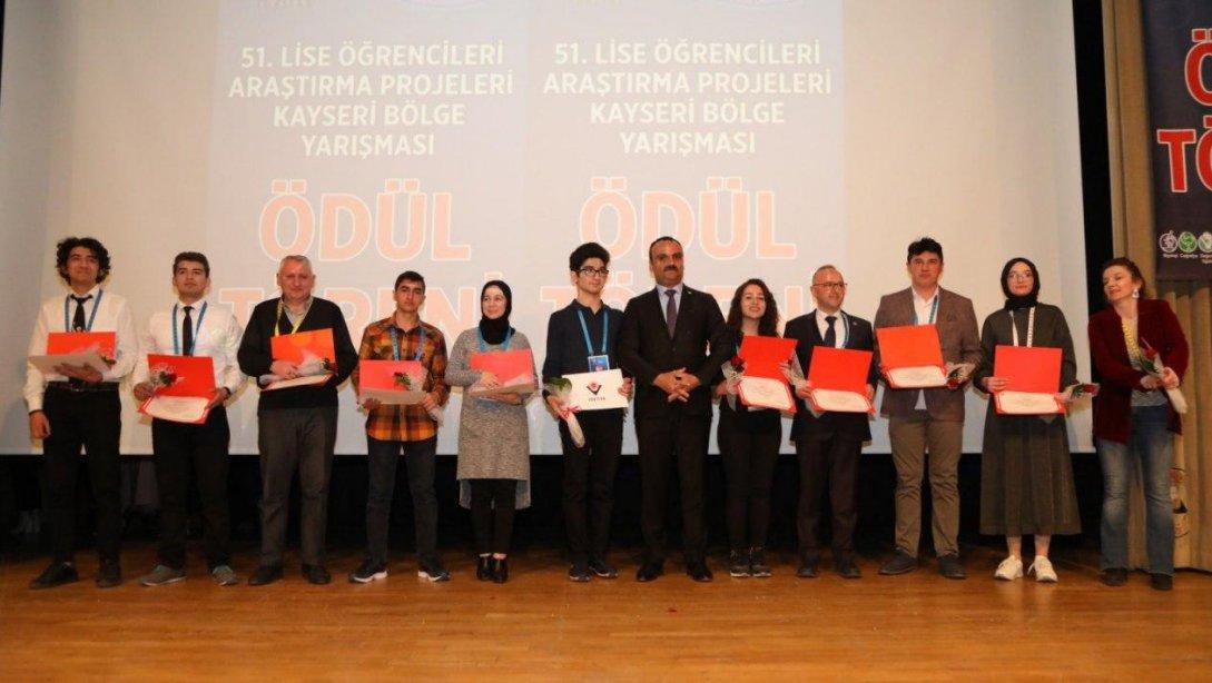 51. Lise Öğrencileri Araştırma Projeleri Yarışmasında Kayseri ili 9 Birincilik Elde Etti.