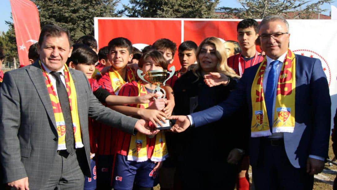 Okullar Arası Futbol Yıldız Erkekler Müsabakaları Sona Erdi