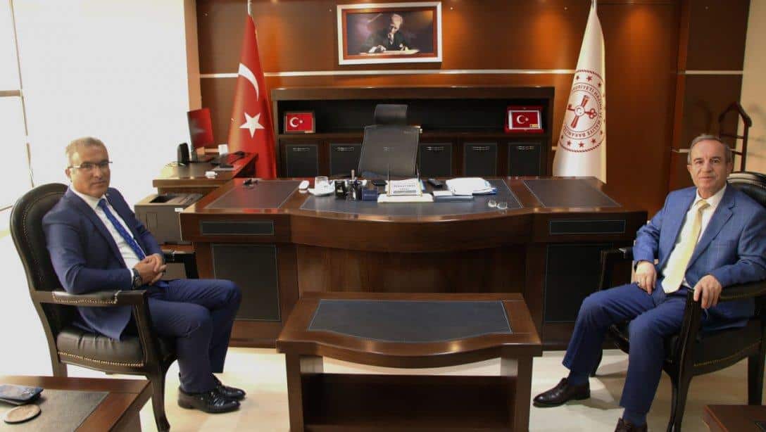 İl Millî Eğitim Müdürümüz Sn. Ayhan TELTİK, İl Defterdarı Sn. Mehmet ÇOBAN'ı Ziyaret Etti