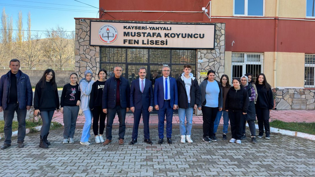 İl Millî Eğitim Müdürümüz Sayın Ayhan Teltik Yahyalı ilçesi Mustafa Koyuncu Fen Lisesini ziyaret etti.