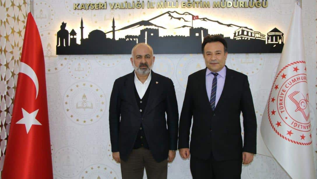 Y.Kayserispor Başkanı Ali Çamlı İl Millî Eğitim Müdürümüz Bahameddin Karaköse'yi makamında ziyaret etti. Ziyarette müdürlüğümüzle Y.Kayserispor Kulübü arasında gerçekleştirilecek ortak projeler hakkında fikir alışverişinde bulunuldu.