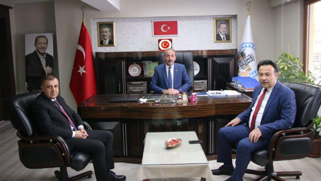 İl Millî Eğitim Müdürümüz Bahameddin Karaköse, Tomarza Belediye Başkanı Davut Şahin'i ziyaret etti.