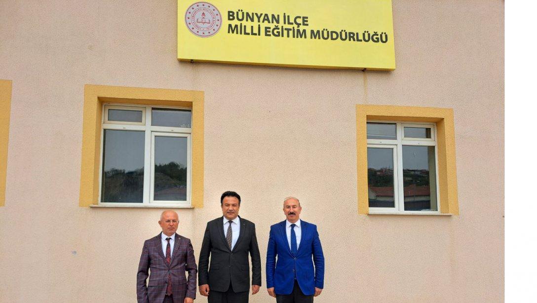İl Millî Eğitim Müdürümüz Bahameddin Karaköse Bünyan İlçe Millî Eğitim Müdürlüğünü ziyaret etti.