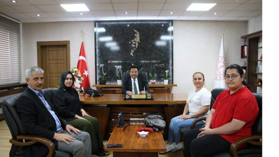 Şehit Nuri Aydın Sağır Anadolu Lisesi İl Millî Eğitim Müdürümüz Bahameddin Karaköse tarafından kabul edildi.