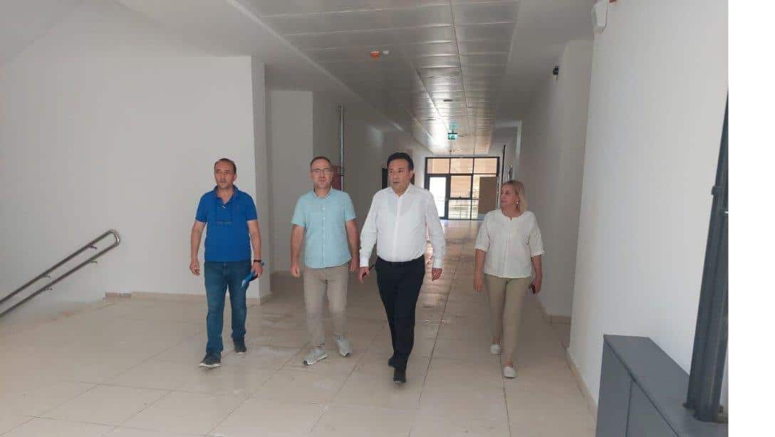 İl Millî Eğitim Müdürümüz Bahameddin Karaköse Hayırsever Mehmet Altun ve AB tarafından ilimizde yapımı devam eden okul inşaatlarında incelemelerde bulundu