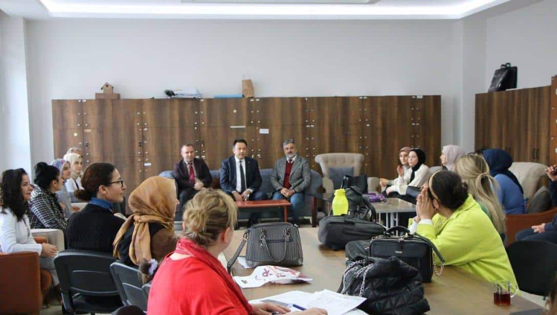 İl Milli Eğitim Müdürümüz Bahameddin Karaköse, Avukat Ahmet Ulucan İlk/Ortaokulu'nda Öğretmenlerle Buluştu