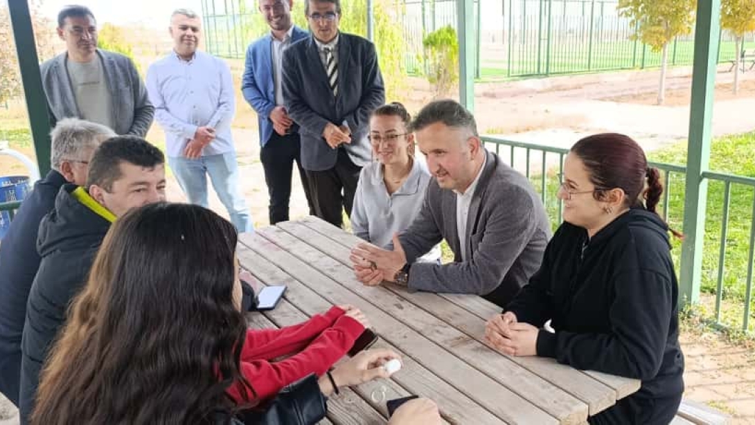 İL MİLLÎ EĞİTİM MÜDÜRÜMÜZ COŞKUN ESEN, YEŞİLHİSAR ŞEHİT KÜBRA DOĞANAY FEN LİSESİNİ ZİYARET ETTİ